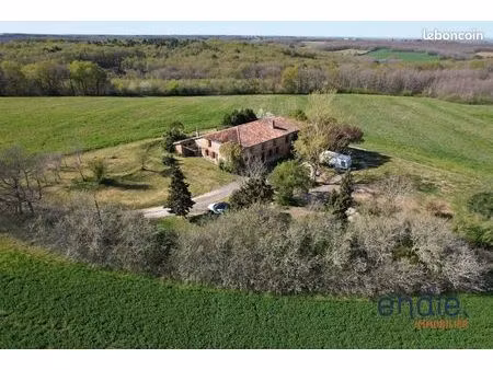 maison 7 pièces 165 m²