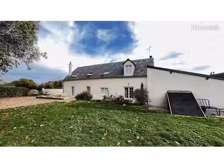 propriété 4 pièces 260 m²
