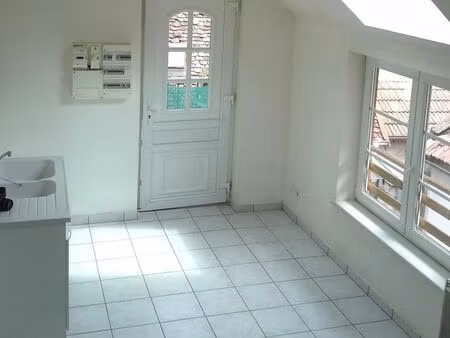 baumes les dames centre loue f3