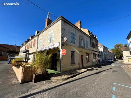 immeuble 12 pièces 258 m²