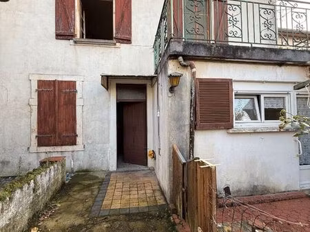 immeuble 3 pièces 90 m²