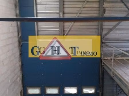 local bureaux 440 m²