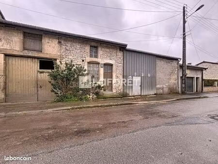 maison 2 pièces 65 m²