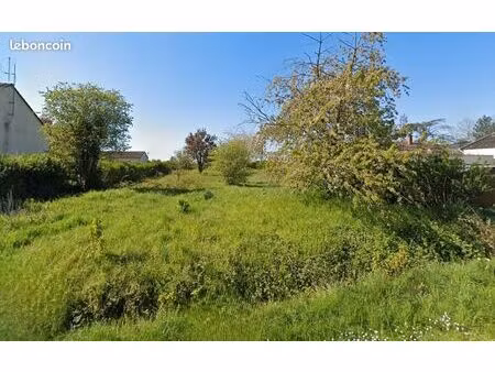 terrain 1 163 m² griselles