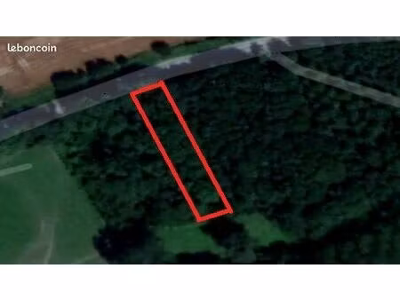 terrain naturel boisé non constructible