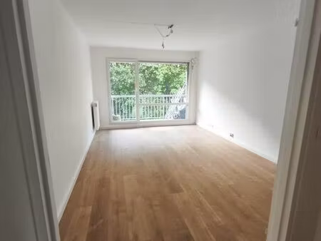 t3 62m2 renove proche centre ville residence gardiennee