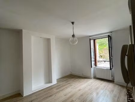 appartement t2 avec garage centre montbazon