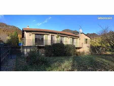 maison 100 m2 de plain-pied avec jardin