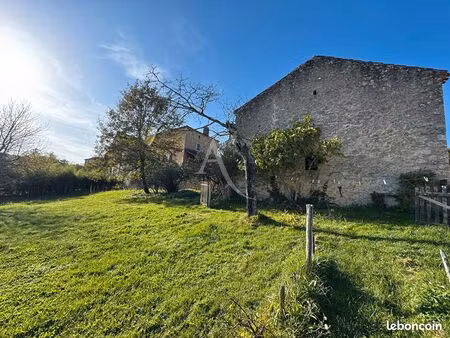 grange 2 pièces 143 m²