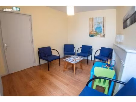 bureaux 67 m² jonzac