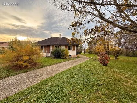 maison 5 pièces 159 m²