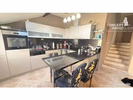 maison 6 pièces 126 m²