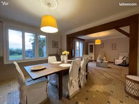 maison 5 pièces 155 m²