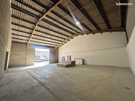 local 368 m² biguglia