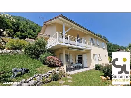 maison en viager 5 pièces 140 m²