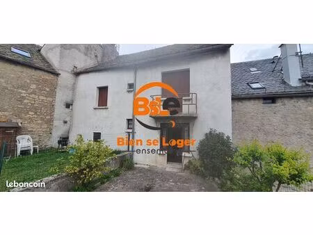 maison de ville 6 pièces 75 m²