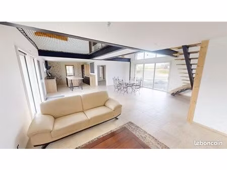 ferme 7 pièces 214 m²