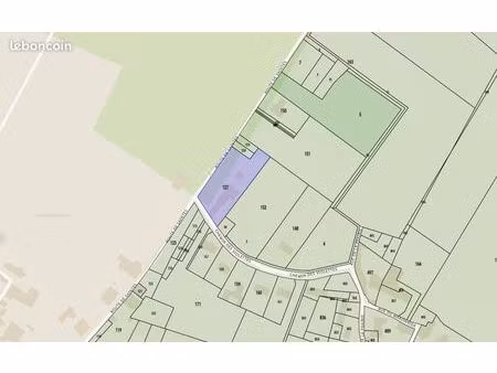 a saisir terrain constructible 3675 m2