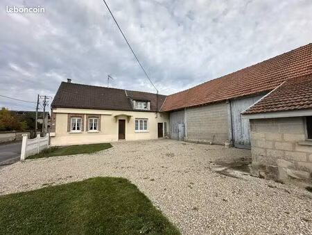maison 7 pièces 203 m²