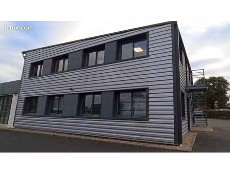 location 140 m2 bureaux avrille