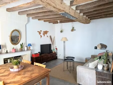 maison 73m2 habitables - dpe c - petit jardin clos - 2 chambres