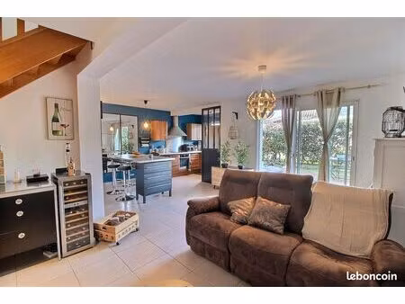 maison 4 pièces 79 m²