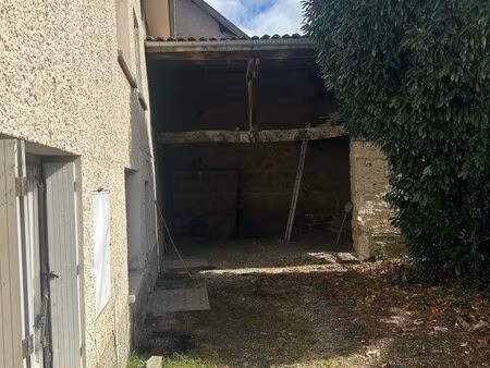 proximité centre de saint savin