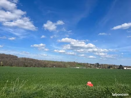 terrain 20 990 m² courtenay