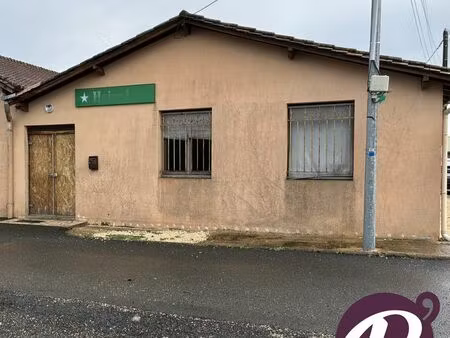 local 272 m² creysse