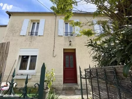 immeuble 215 m² lamothe landerron