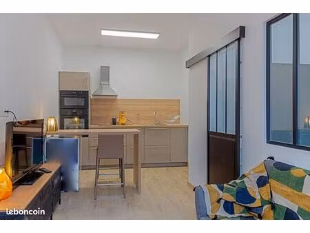 beau t2 centre ville avec parking privatif