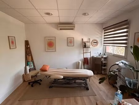 loue local 20m2 - idéal profession de santé ou activité de bien-être - cuers