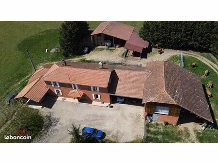 maison 5 pièces 162 m²