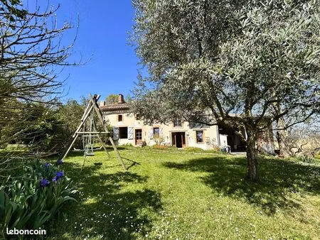 maison 14 pièces 292 m²