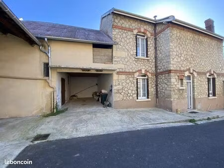 maison 6 pièces 125 m²