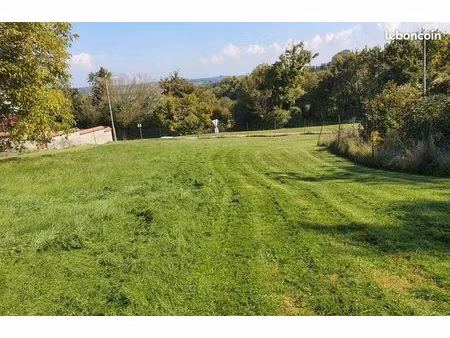 terrain 1957m2 avec eau et électricité