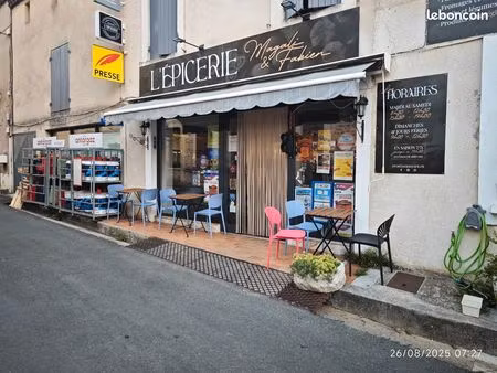 très joli commerce multiservices de village indépendant rénové et complet + logement 4 cha