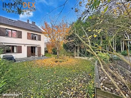 maison 7 pièces 135 m²