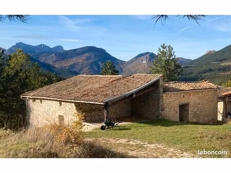 maison à rénover dans hameau