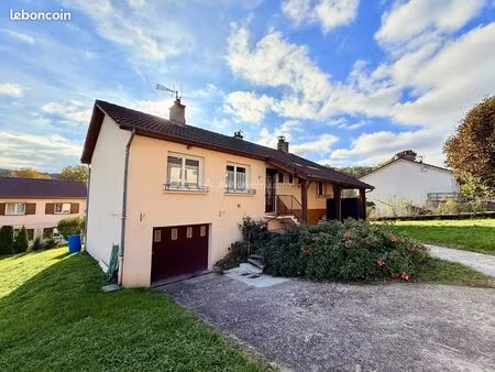 pavillon 4 pièces 94 m²