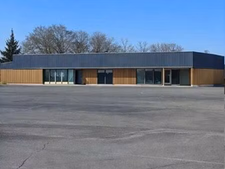 local d’activité / commercial / industriel à louer