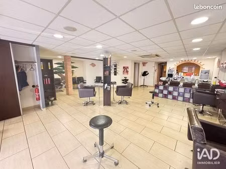 boutique 95 m² aucamville