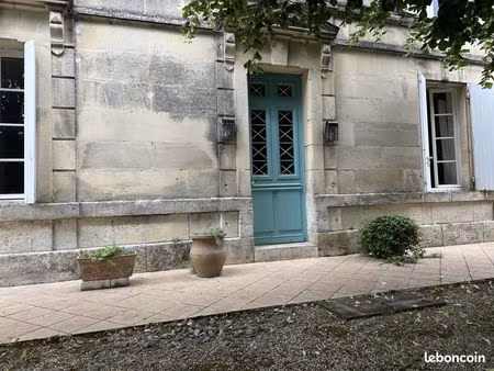 maison 10 pièces 330 m²
