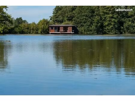 etang avec chalet