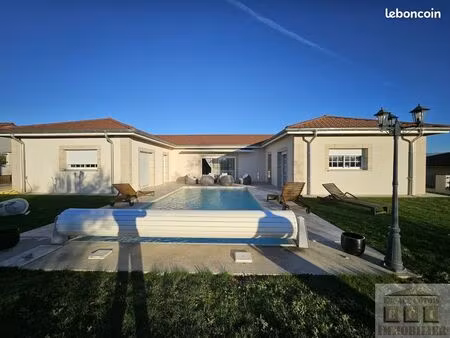 villa 5 pièces 157 m²