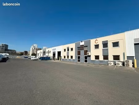 local d'activite 539 m² gennevilliers