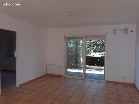 villa t 3 + garage + jardin lombez 32