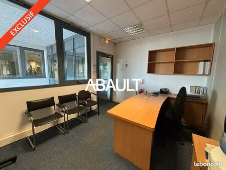 bureaux 150 m²