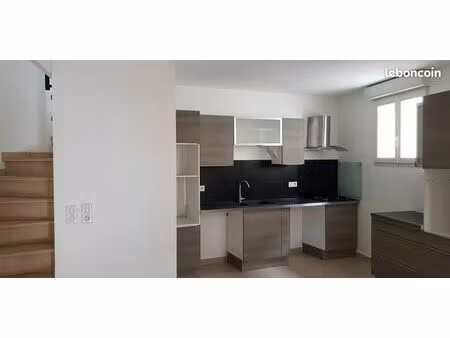 duplex t2 à 10 min de nyons