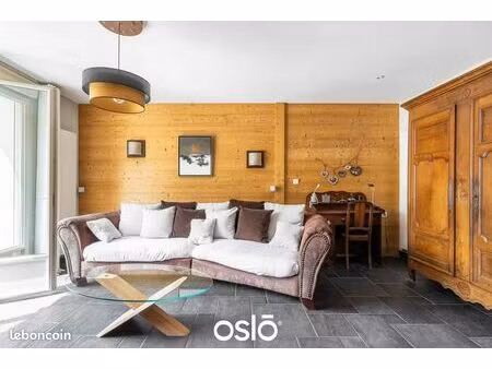 maison 12 pièces 368 m²